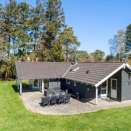 M415-vaeggerlose-naeldevej-10 Feriehus Bøtø By